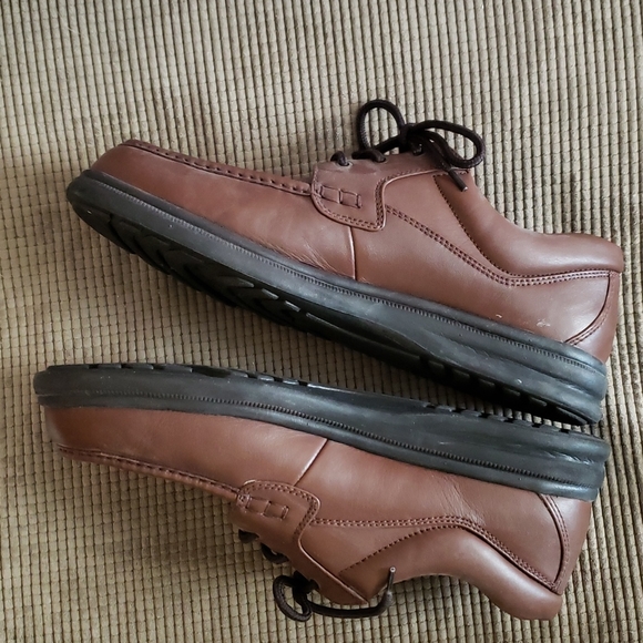 Men's NEW Hush Puppies Shoes - Picture 4 of 9